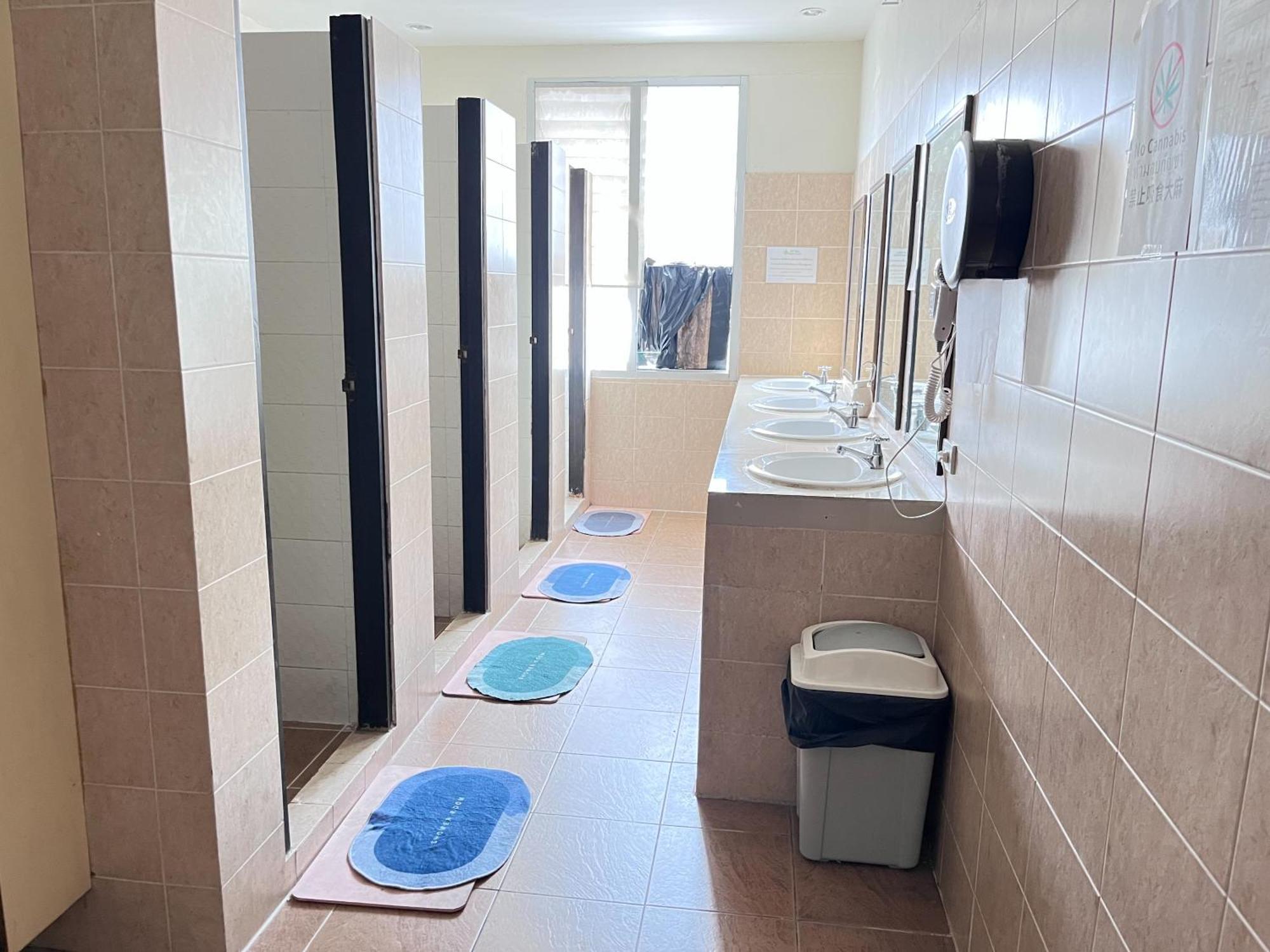 Lub Sbuy Hostel Phuket Exteriér fotografie